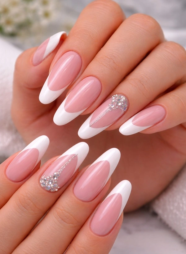 Ongles en gel rose réalisés chez Vera Nails en Corse